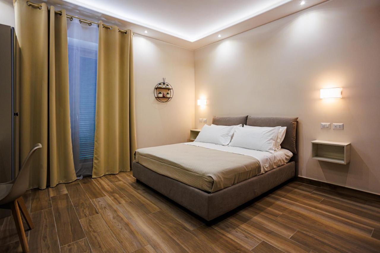 Peca'S Room Naples Exterior photo