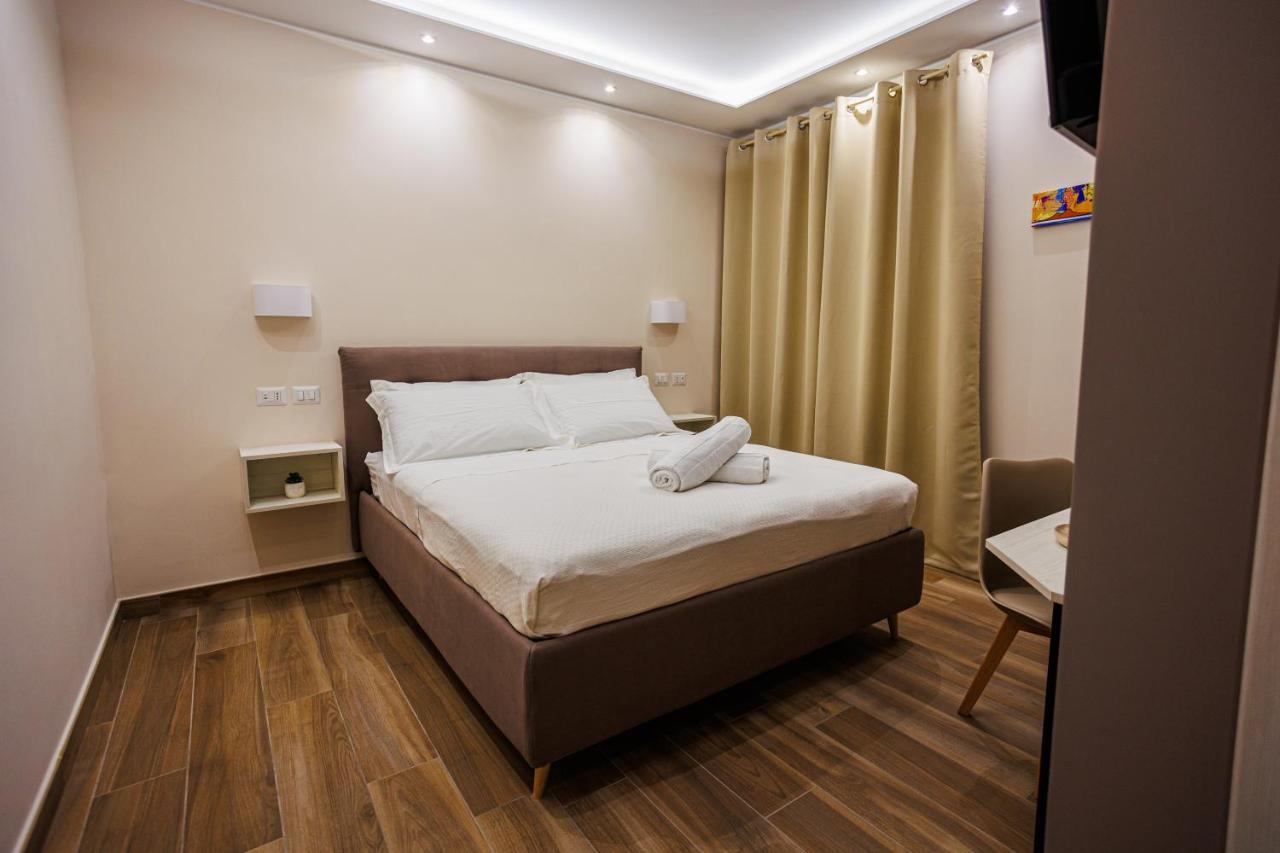 Peca'S Room Naples Exterior photo